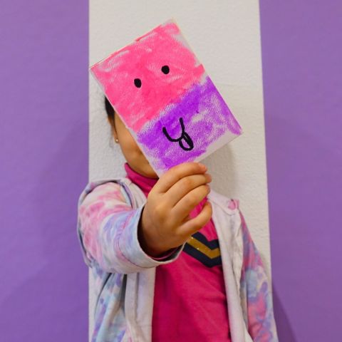 Foto-expositie: Thuis tussen verhalen | Verhalenkaravaan