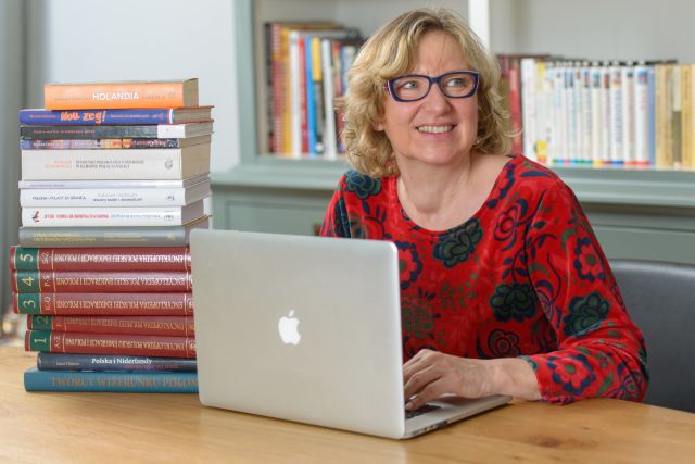 Ćwiczenie języka niderlandzkiego – dla osób polskojęzycznych, członków Biblioteki Helmond-Peel