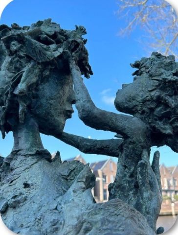 Stadswandeling langs beelden