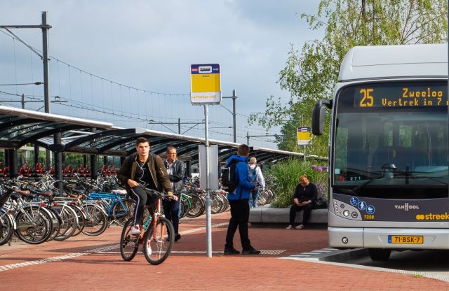 Straatgesprekken met Statenleden over een goed bereikbaar Drenthe