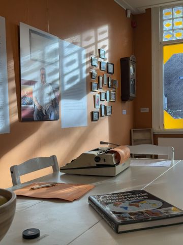 Tentoonstelling: Tussen hier en daar