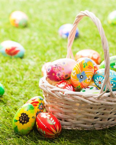 Voorleesfeestje Pasen met voorlezer Frans