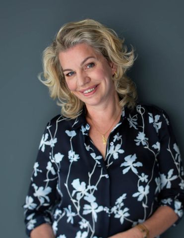 Lezing: Annejet van der Zijl over De zwevende wereld