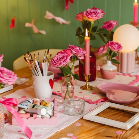 Workshop: Maak een uniek cadeau voor Moederdag (4+)