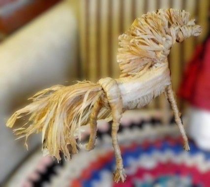 Maak een raffiapaardje met Olha | Kudelstaart | 4-10 jaar