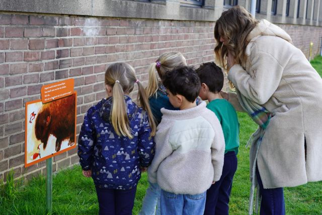 Ontdek het nieuwe meertalige verhalenpad rond de bibliotheek in Doetinchem