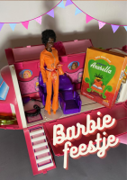Black Barbie expo feestje.png