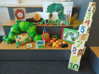 Voorleeskist: Rupsje Nooitgenoeg (kleuters)