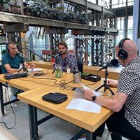 Talkshow 'In je moerstaal' met o.a. Connie Palmen