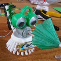 Maaklab Kids: maak je eigen Borstelbot