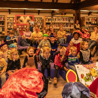 Hoog bezoek in Eibergse bieb... Sinterklaas komt voorlezen!