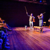 ‘Anna is er nog’ door Bert Vos en The Klezmer Society (9+)