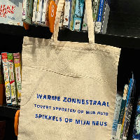 Haiku schrijven en op een tasje drukken