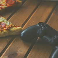 LEVEL UP! GAME NIGHT! PIZZA PARTY