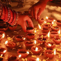 Rondetafelgesprek Diwali: Samen in het Licht – Laat het Verder Schijnen