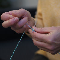 Creatief in MAAKpunt Stadshagen: borduren op pegboard