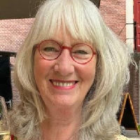 Lezing Bea Lubbers: Alles over een humanistische uitvaartbegeleiding