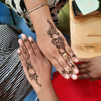 Beauty salon met Henna