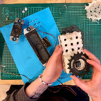 De Slimste Deurbel - Maak en Praat workshop