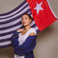 College: in gesprek over vrijheid met Julia Jouwe (Vrijheidstour Overijssel)