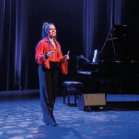 Robin Couprie: Geldvrouw in Theater