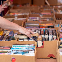 Boekverkoop in de Bibliotheek Enschede Zuid
