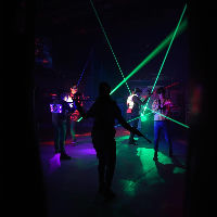 Spectaculaire lasergame-avond in de bieb