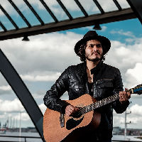 Andrew Laureth – Van Braziliaanse ziel tot popenergie