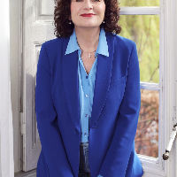 Ontmoet Anya Niewierra in Holten!