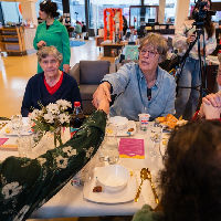 Tafelgesprek en documentaire: democratie en het belang van de wijken