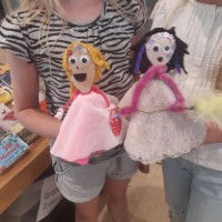 Workshop Stokpoppen en sokpoppen maken