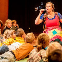 Voorleesbrunch: LOET speelt Kleine Aap