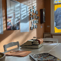 Tentoonstelling: Tussen hier en daar