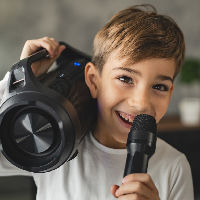 Jo! Spit je eigen rap