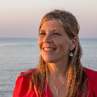 Lezing: Gerdine Blom - Omhoog kijken als het leven pijn doet