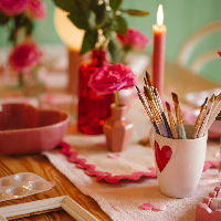 Workshop: Maak een uniek cadeau voor Moederdag (4+)